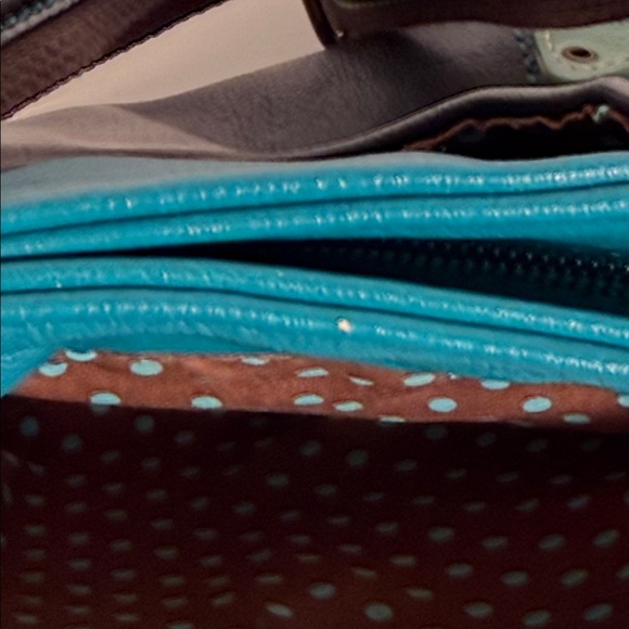 CHALA SWING Pack Smartphone Cross-Body Purse with Purse Charm - Picture 9 of 14